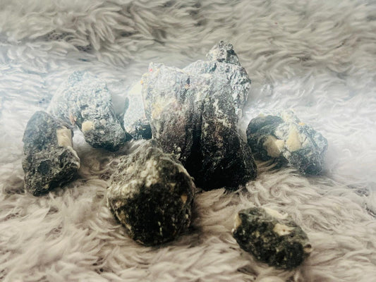 Black Benzoin resins